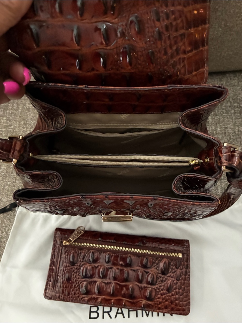 Brahmin Dark Brown Croc-Embossed Leather Crossbody with Matching Wallet - Picture 4 of 10